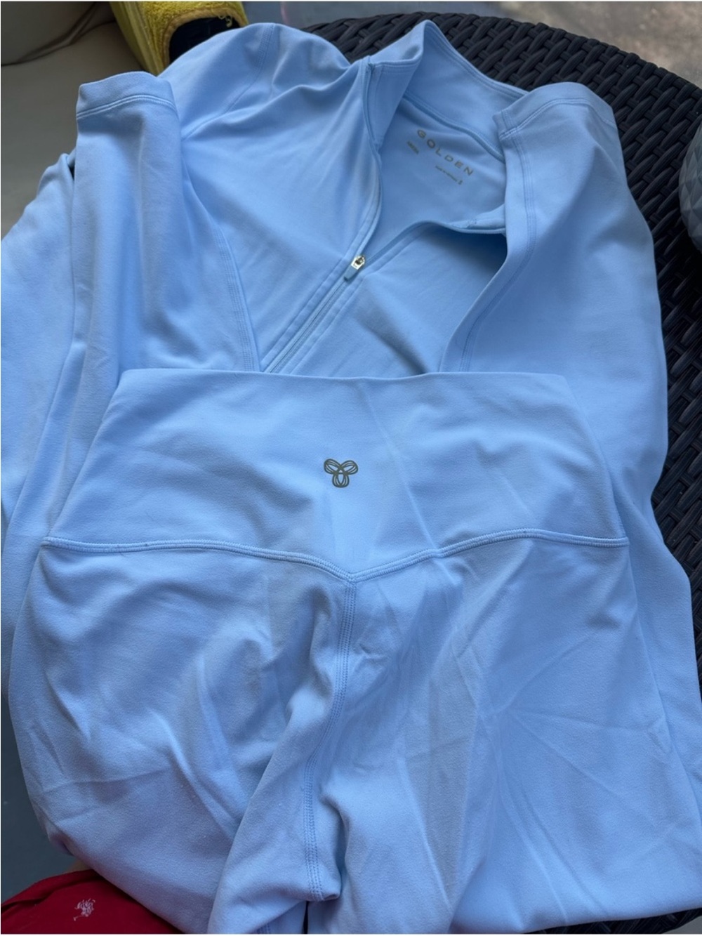 Aritzia Light Blue Women's Zip Jacket and Leggings Set - Picture 4 of 9
